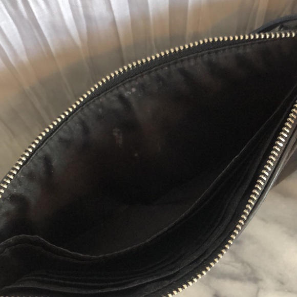 COACH black signature logo large wristlet wallet in canvas & w/ leather accents - Picture 12 of 15